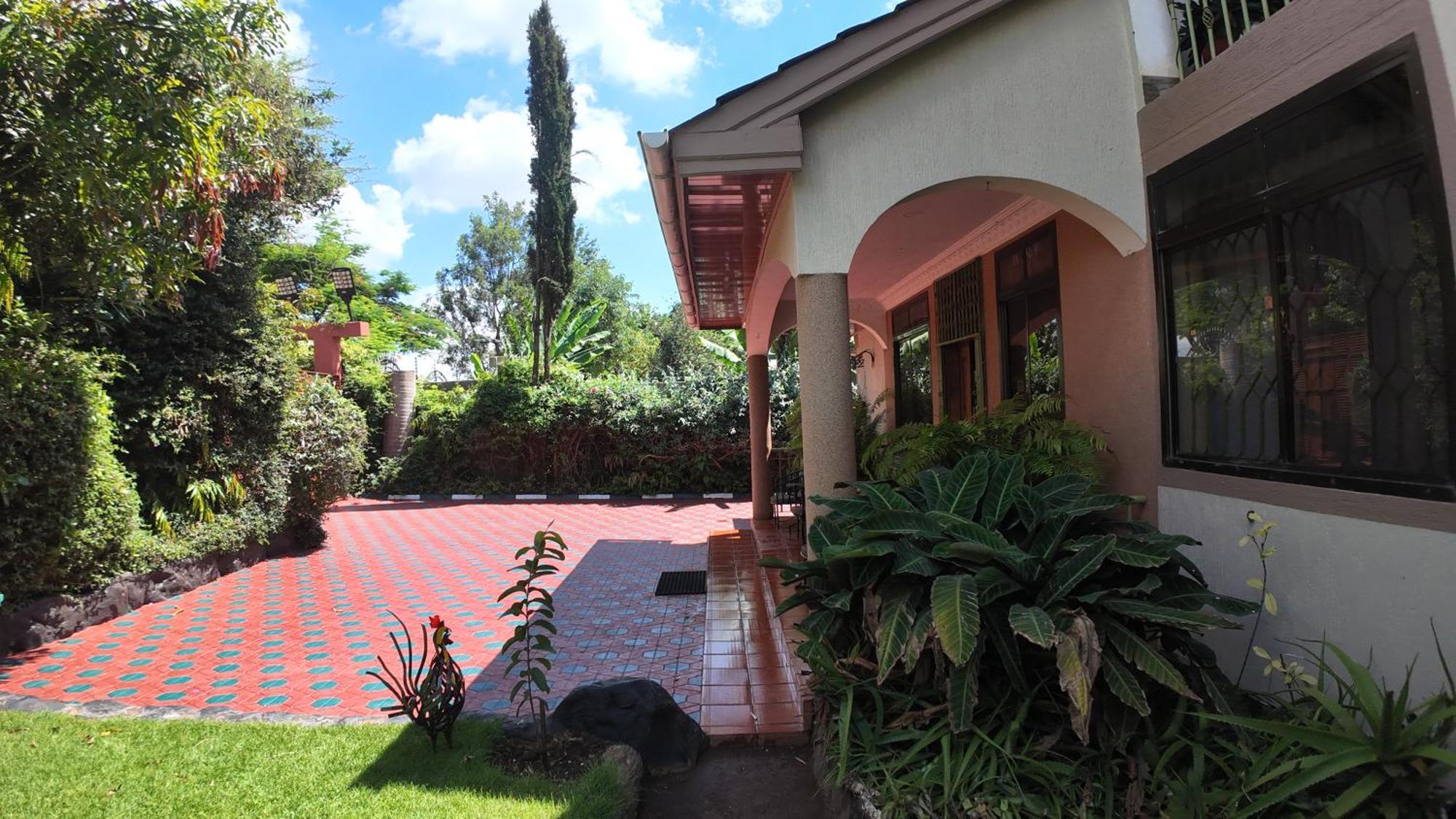 Korona House Hotel Arusha Exterior foto